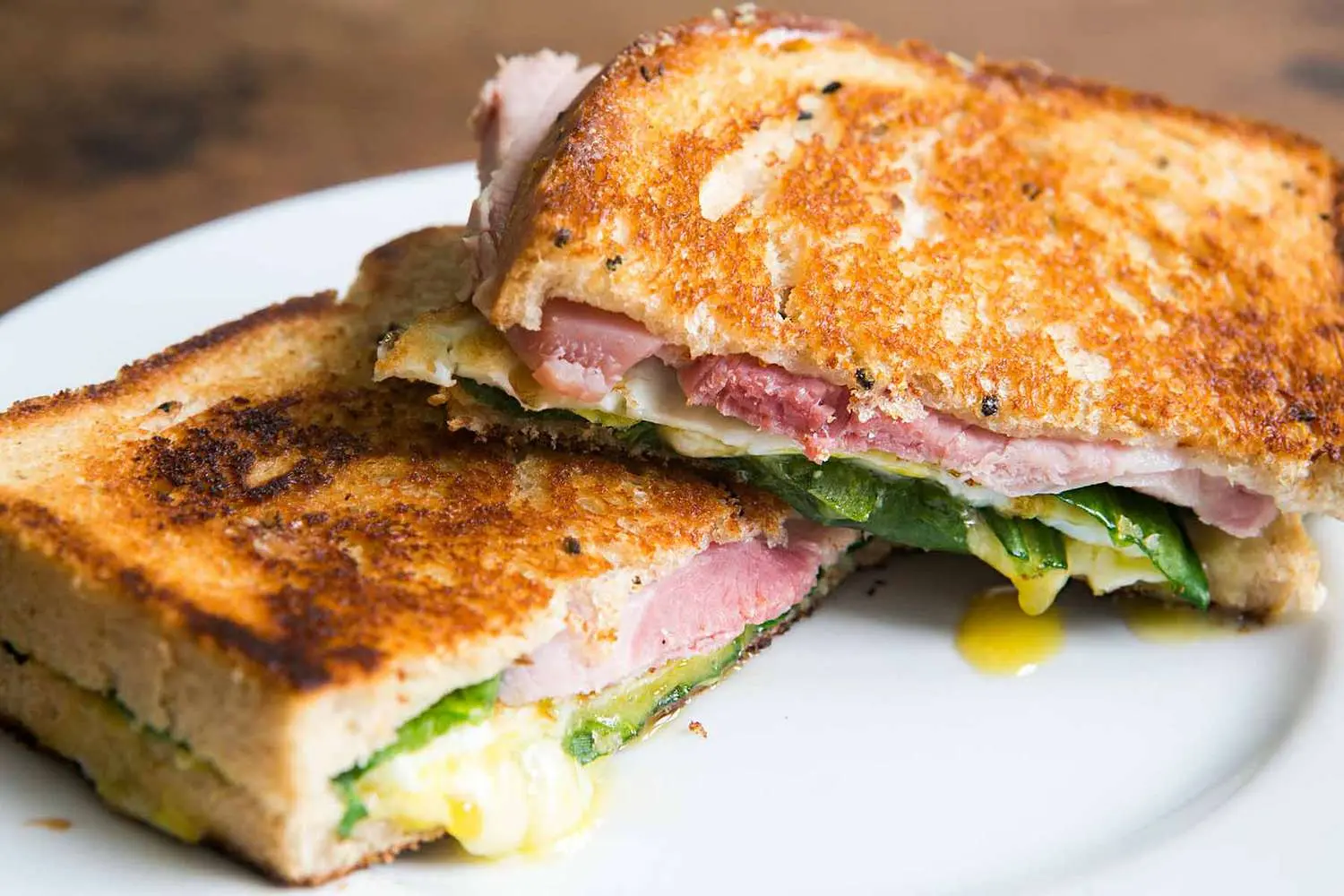 Ham & Egg Sandwich / Sandwich jambon et œuf