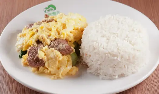 Beef w/ Scrambled Egg Rice / Riz bœuf aux œufs brouillés