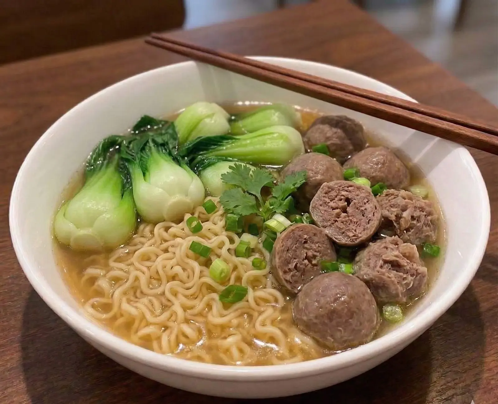 Fish / Beef Balls Noodle / Soupe de nouilles boulettes de poisson / bœuf