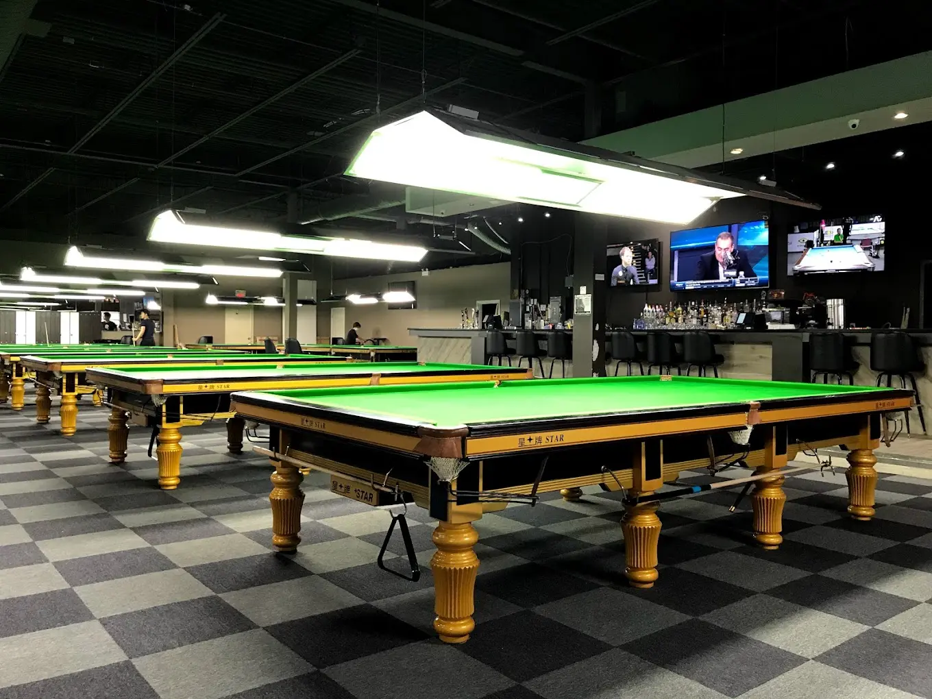 Master Q Billiards lounge